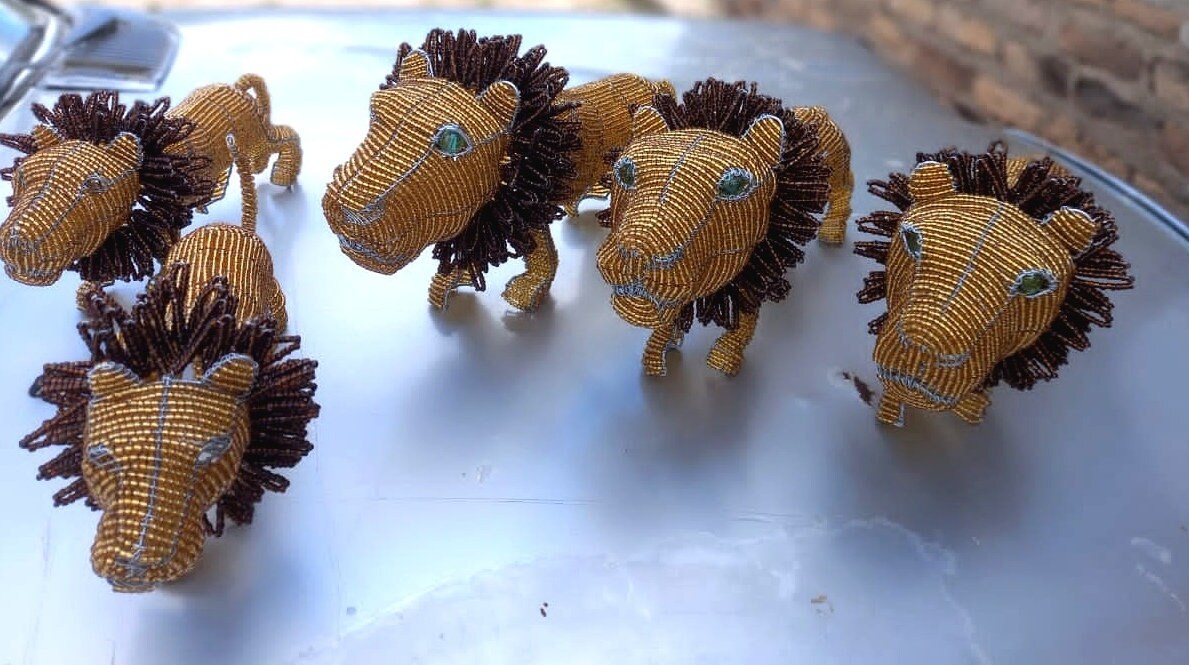 5 LION FIGURINES |beaded wire art |African Animals | Decorative sculpture | Unique home décor, rustic home decor