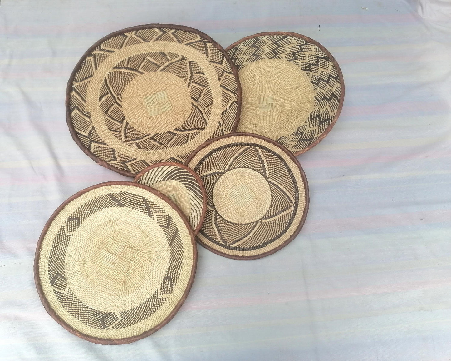 5 BINGA BASKET SET,  Coastal décor, boho style , wall basket set,  wall hanging decor , african  wall decor,  African Tonga baskets