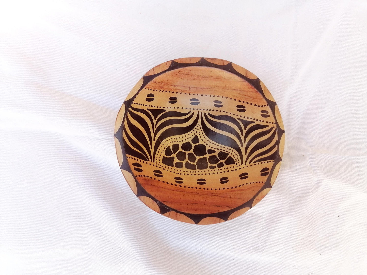 Handmade wooden bowl, decorative bowls, African artwork, geometric design, handpainted wildlife
