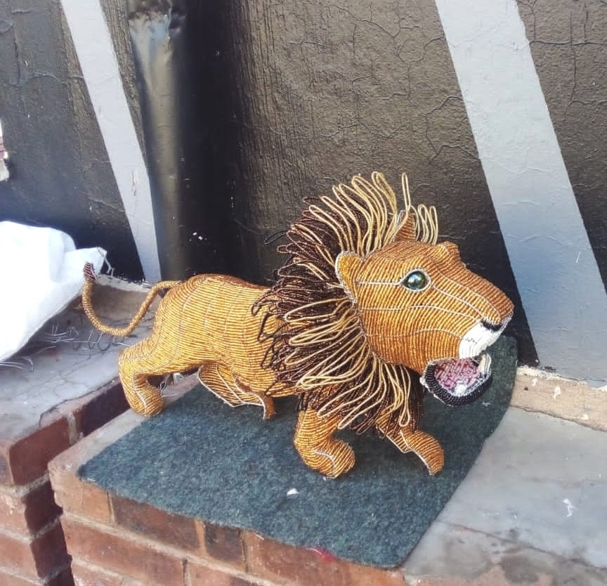 5 LION FIGURINES |beaded wire art |African Animals | Decorative sculpture | Unique home décor, rustic home decor