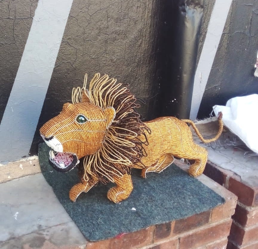 5 LION FIGURINES |beaded wire art |African Animals | Decorative sculpture | Unique home décor, rustic home decor
